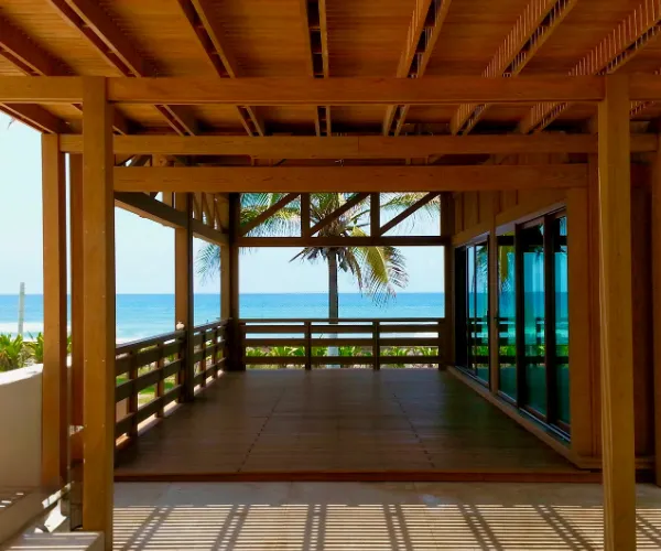 Proyectos especiales, chalets y cabañas de madera, Pergola by Maderal
